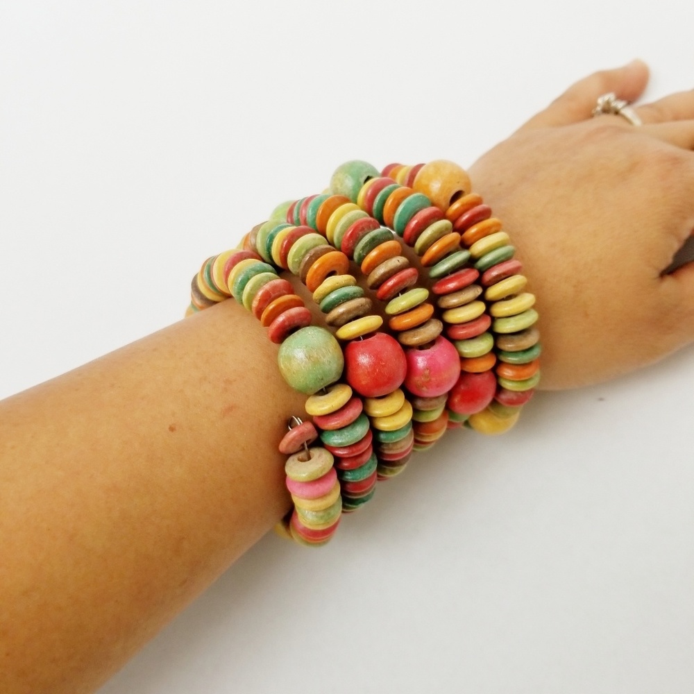 Wood beads wrist bangle